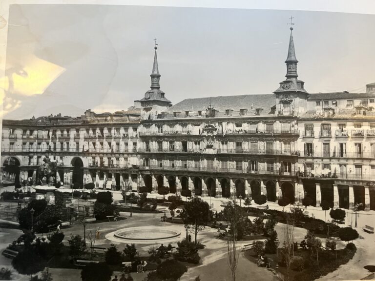 La Cava de Illán — cocina tradicional española en el centro de Madrid